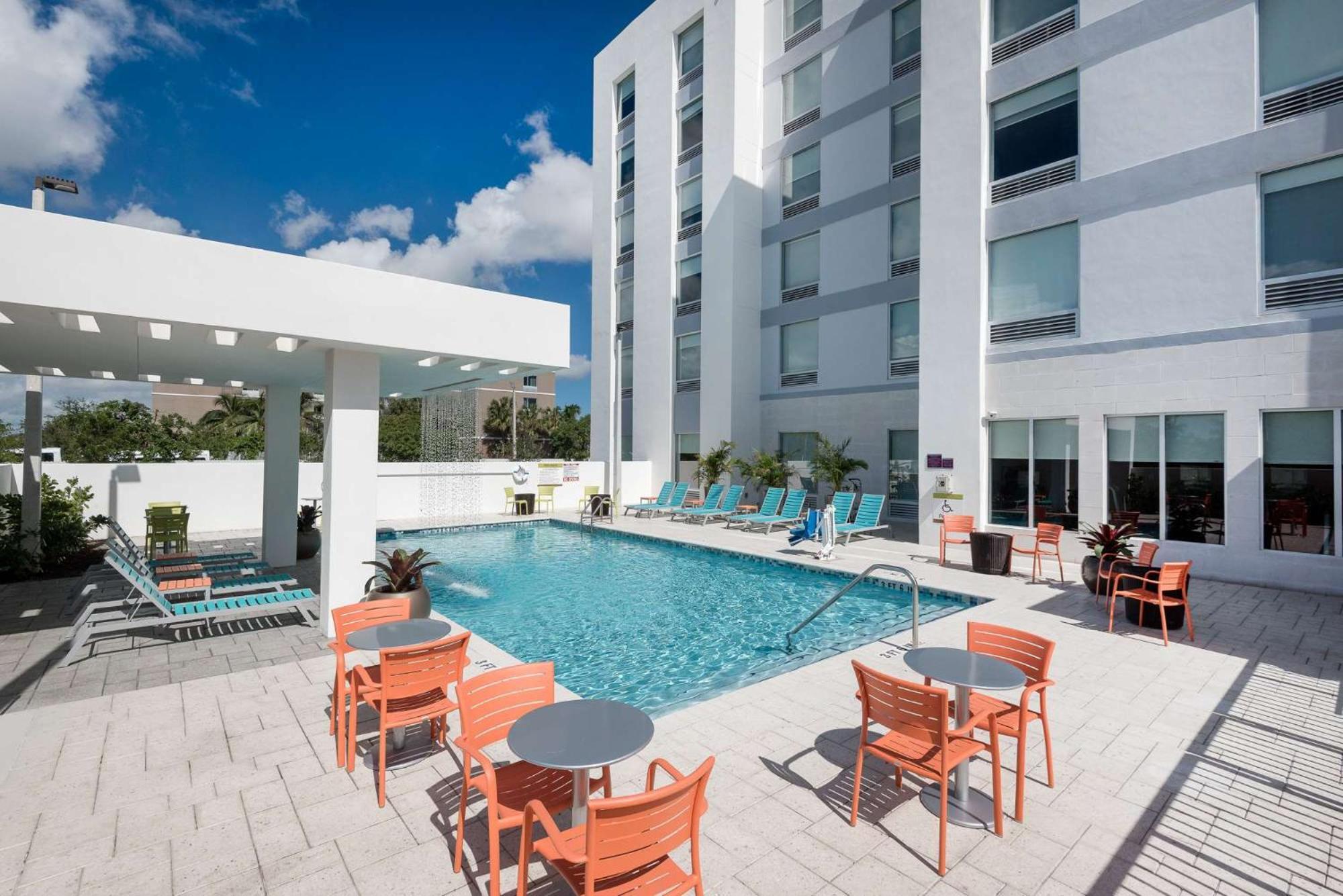 Home2 Suites By Hilton Ft. Lauderdale Airport-Cruise Port Данія-Біч Екстер'єр фото